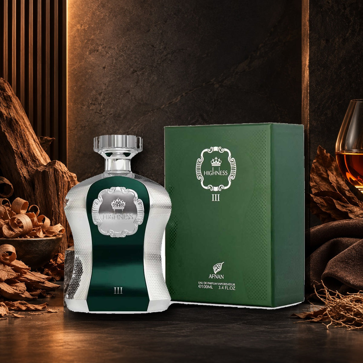 AFNAN - HIGHNESS III - ambientazione legnosa e ambrata