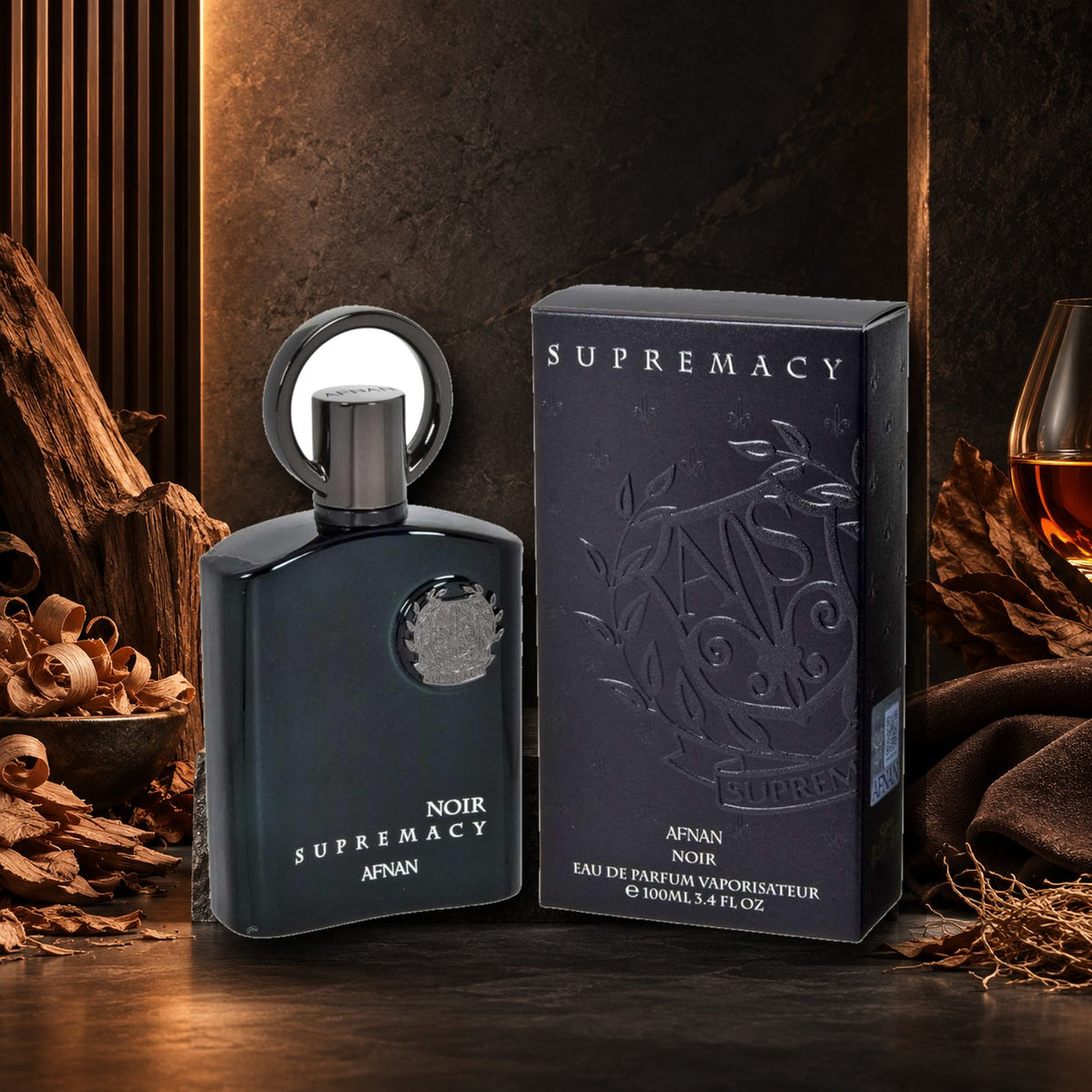 AFNAN - SUPREMACY NOIR - ambientazione legnosa e ambrata