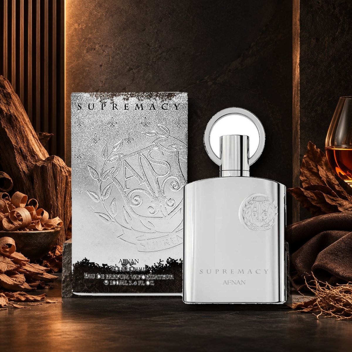 AFNAN - SUPREMACY SILVER - ambientazione legnosa e ambrata