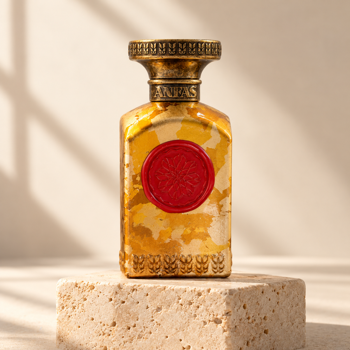 ANFAS ISHQ — flacone su travertino, ambientazione creata con IA