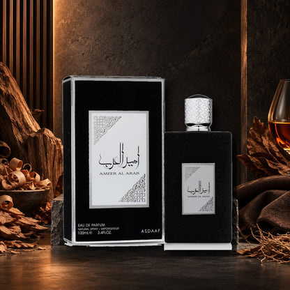 ASDAAF - AMEER AL ARAB - ambientazione legnosa e ambrata