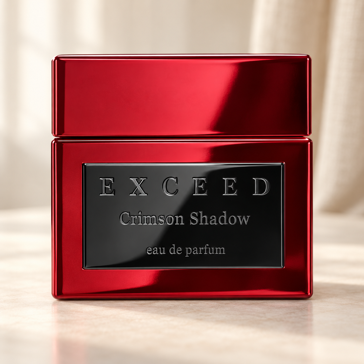 EXCEED - CRIMSON SHADOW, flacone frontale centrale ravvicinato con sfondo leggero