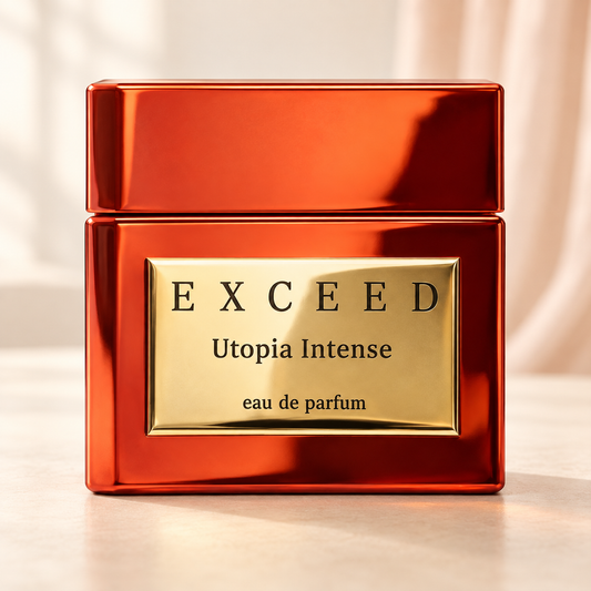 EXCEED - UTOPIA INTENSE, flacone frontale centrale ravvicinato con sfondo leggero