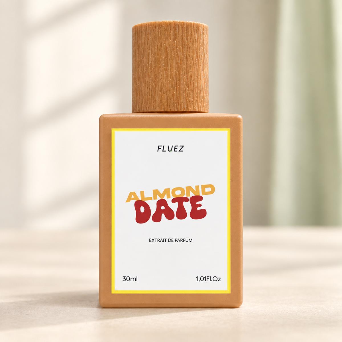 FLUEZ Almond Date – flacone originale frontale, centrale e fotografico