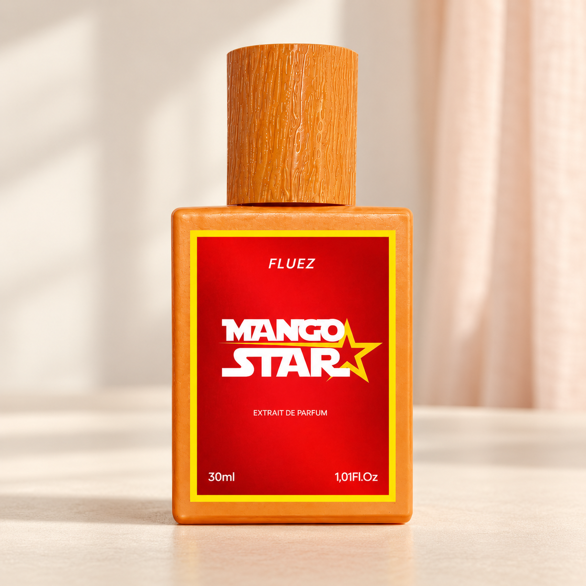 FLUEZ - MANGO STAR, flacone frontale centrale ravvicinato con sfondo leggero
