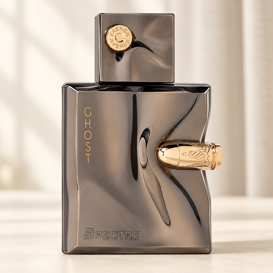 FRENCH AVENUE - SPECTRE GHOST, flacone frontale centrale ravvicinato con sfondo leggero