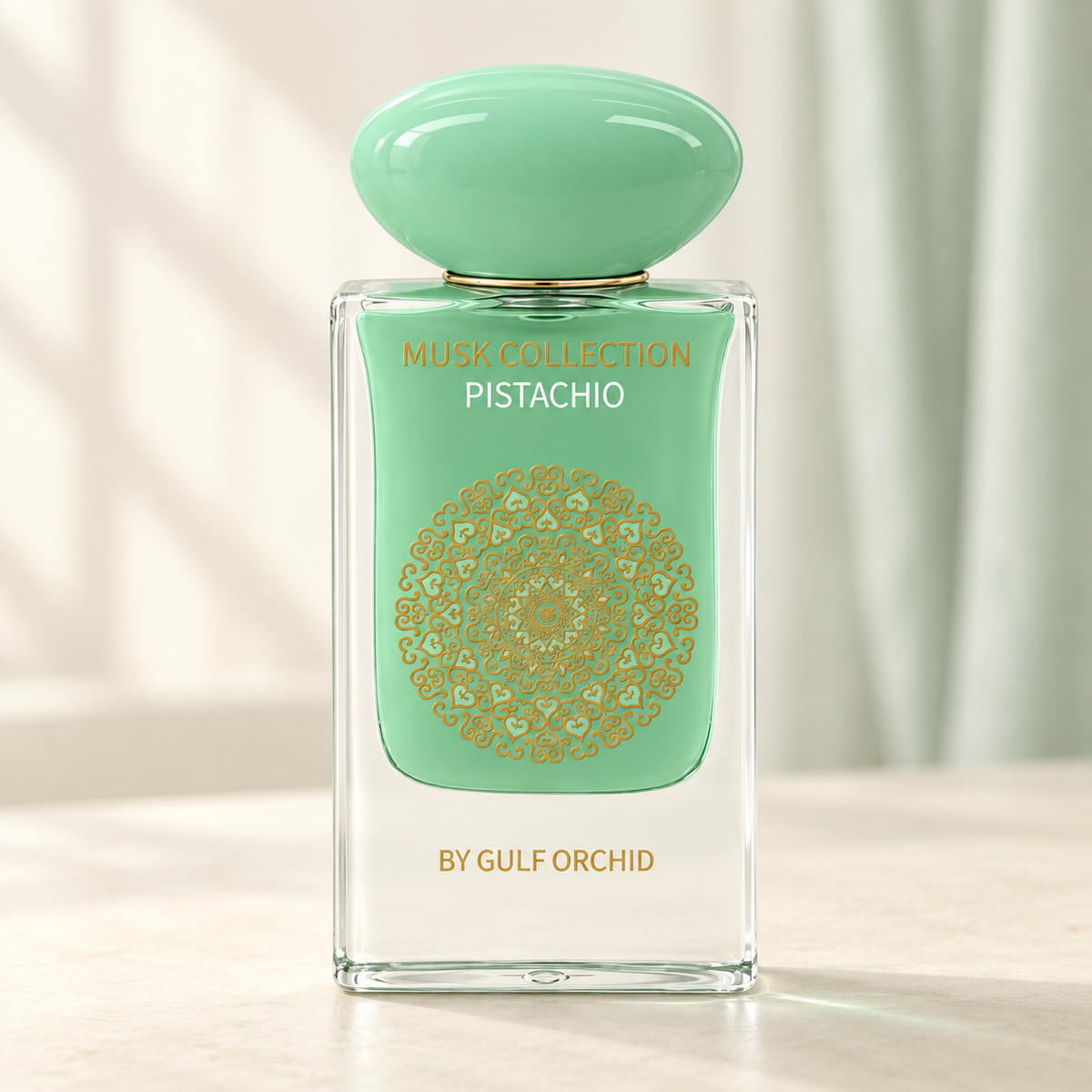 GULF ORCHID - PISTACHIO, flacone frontale centrale ravvicinato con sfondo leggero