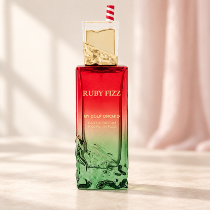 GULF ORCHID - RUBY FIZZ, flacone frontale centrale ravvicinato con sfondo leggero