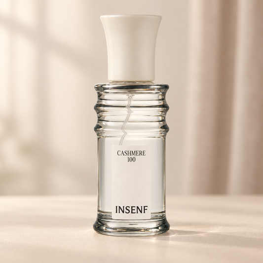 INSENF - CASHMERE 100, flacone frontale centrale ravvicinato con sfondo leggero