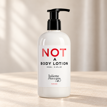 NOT A BODY LOTION di Juliette Has a Gun — prodotto su fondo beige, ambientazione creata con IA