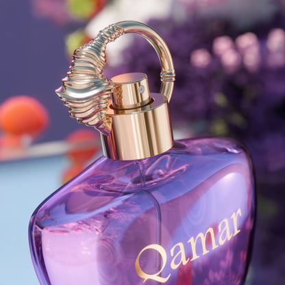 Maison Asrar Qamar Eau de Parfum 100 ml – dettaglio del flacone viola