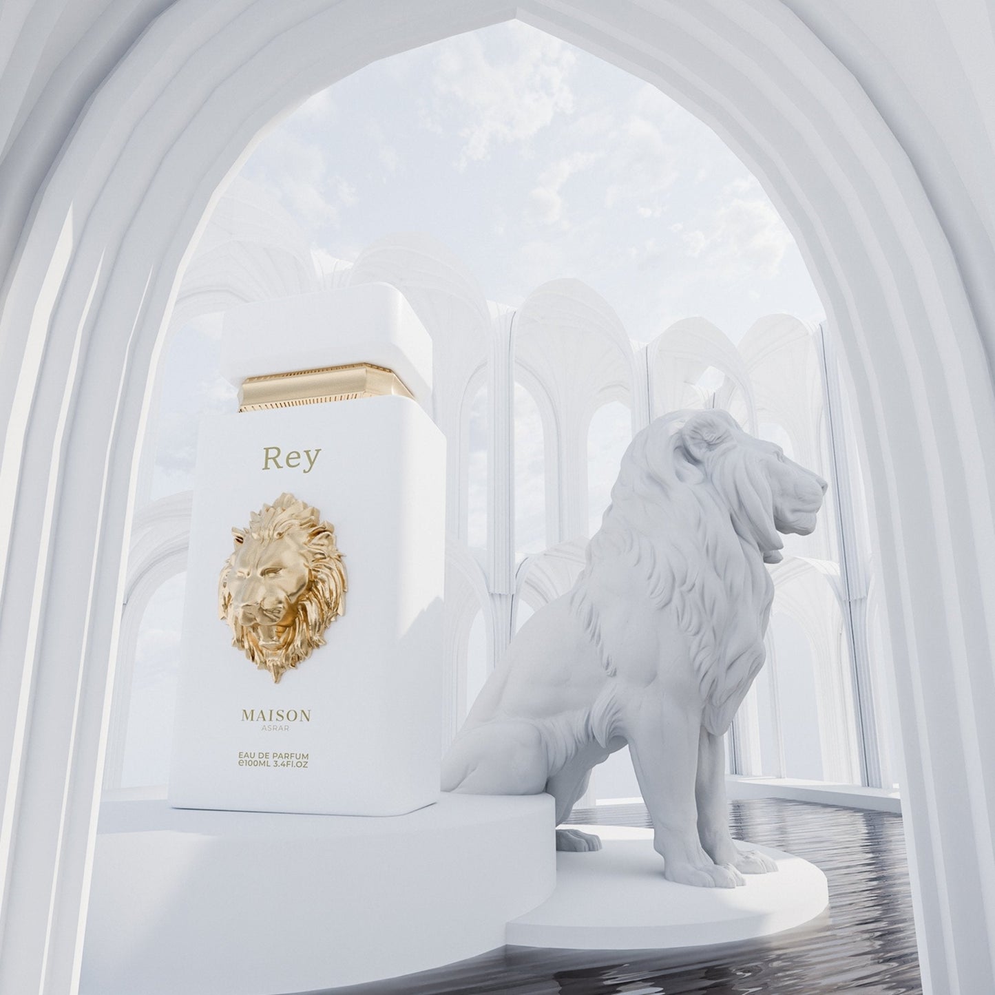Maison Asrar Rey Eau de Parfum 100 ml – flacone accanto a una scultura di leone