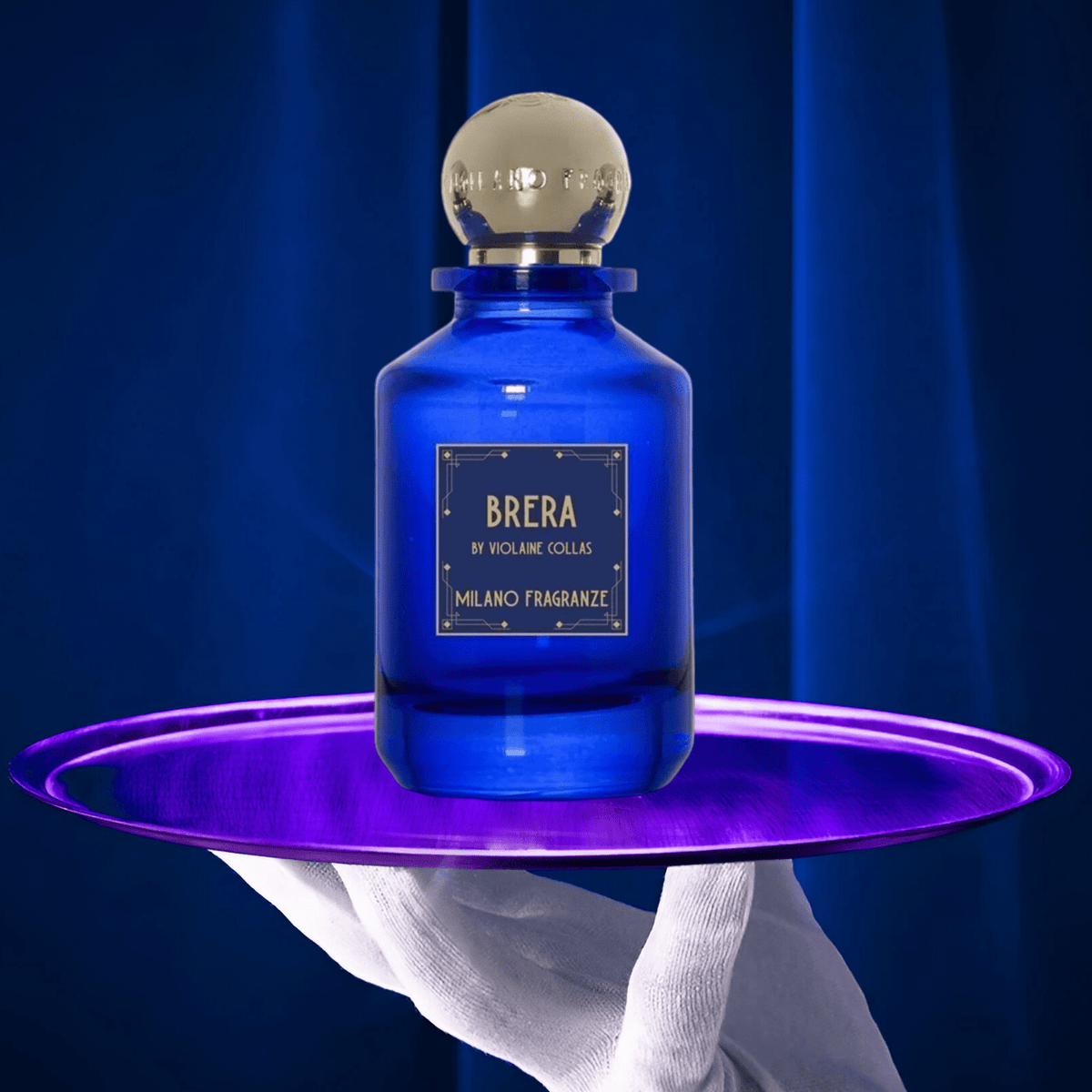 Milano Fragranze Brera 100 ml in ambientazione scenografica viola