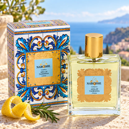 NARCISSE TAORMINA - ARIA DI TAORMINA – flacone e confezione in ambientazione dedicata