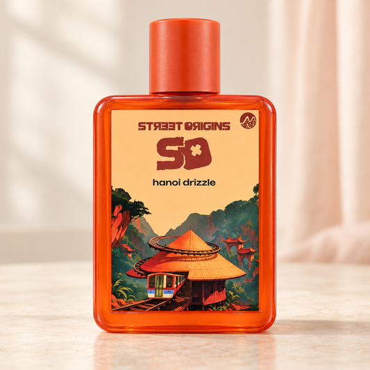 STREET ORIGINS - HANOI DRIZZLE, flacone frontale centrale ravvicinato con sfondo leggero