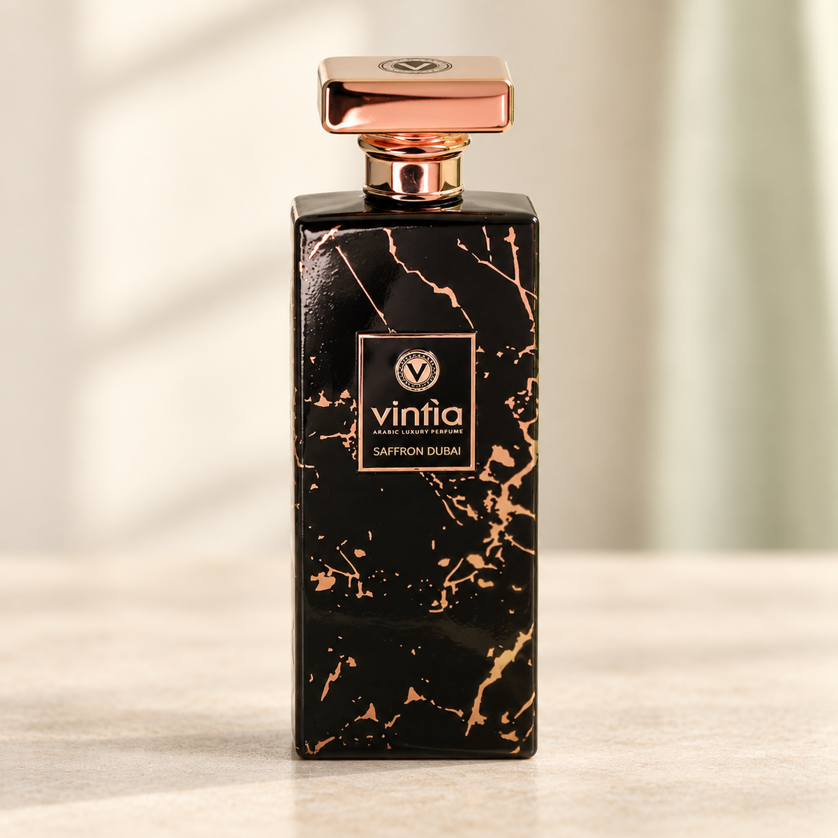 Vintia Saffron Dubai – flacone originale frontale, centrale e fotografico
